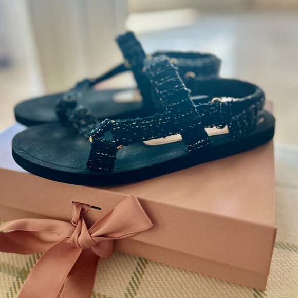 Stuart Weitzman Vail Sport Black Tweed Sandals - Size 6.5 - Excellent Condition - Picture 4 of 16